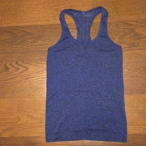 SOLD Navy swiftly Lululemon tank top